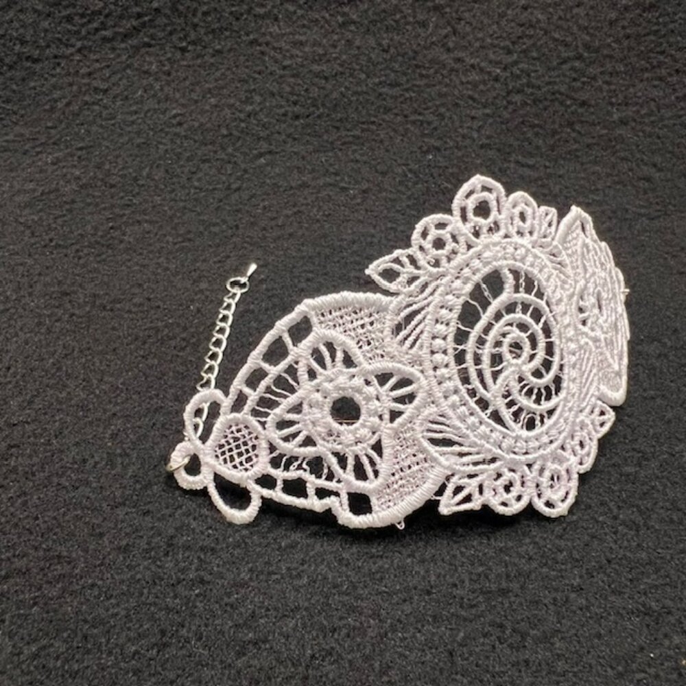 Homemade White Lace Bracelet With Silver Hardware - Picture 2 of 7